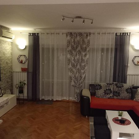Apartman Petra Palit Exteriör bild
